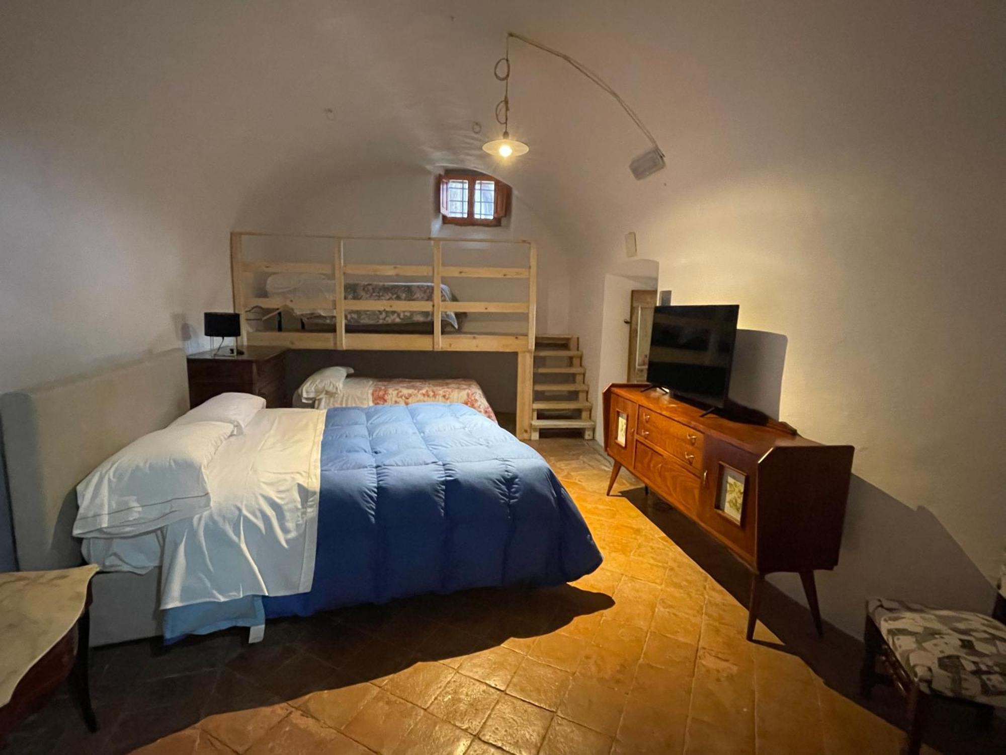 Piazzetta Del Forno Appartamento Assergi Exterior foto